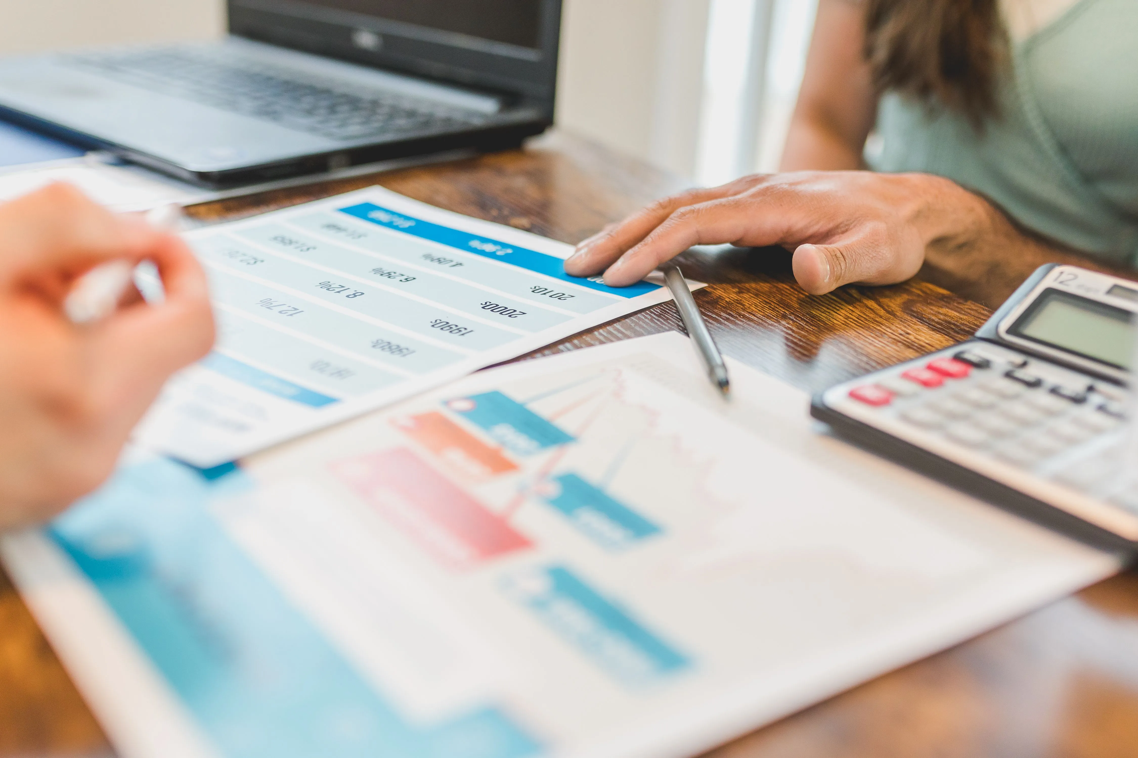 Votre comptabilité vous fait perdre du temps ? Nous avons la solution
